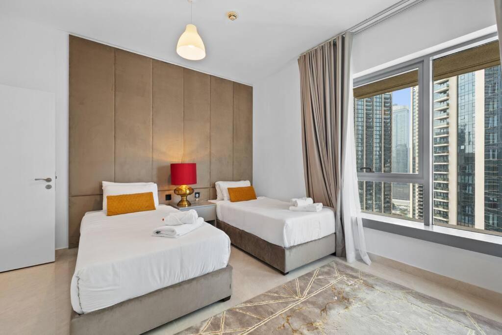 Bellavista - 29 Blvd - 2 Bedroom Fabulous Fountain View * Dubaï