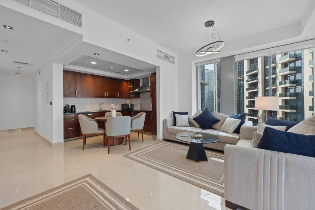Bellavista - 29 Blvd - 2 Bedroom Fabulous Fountain View * Dubaï